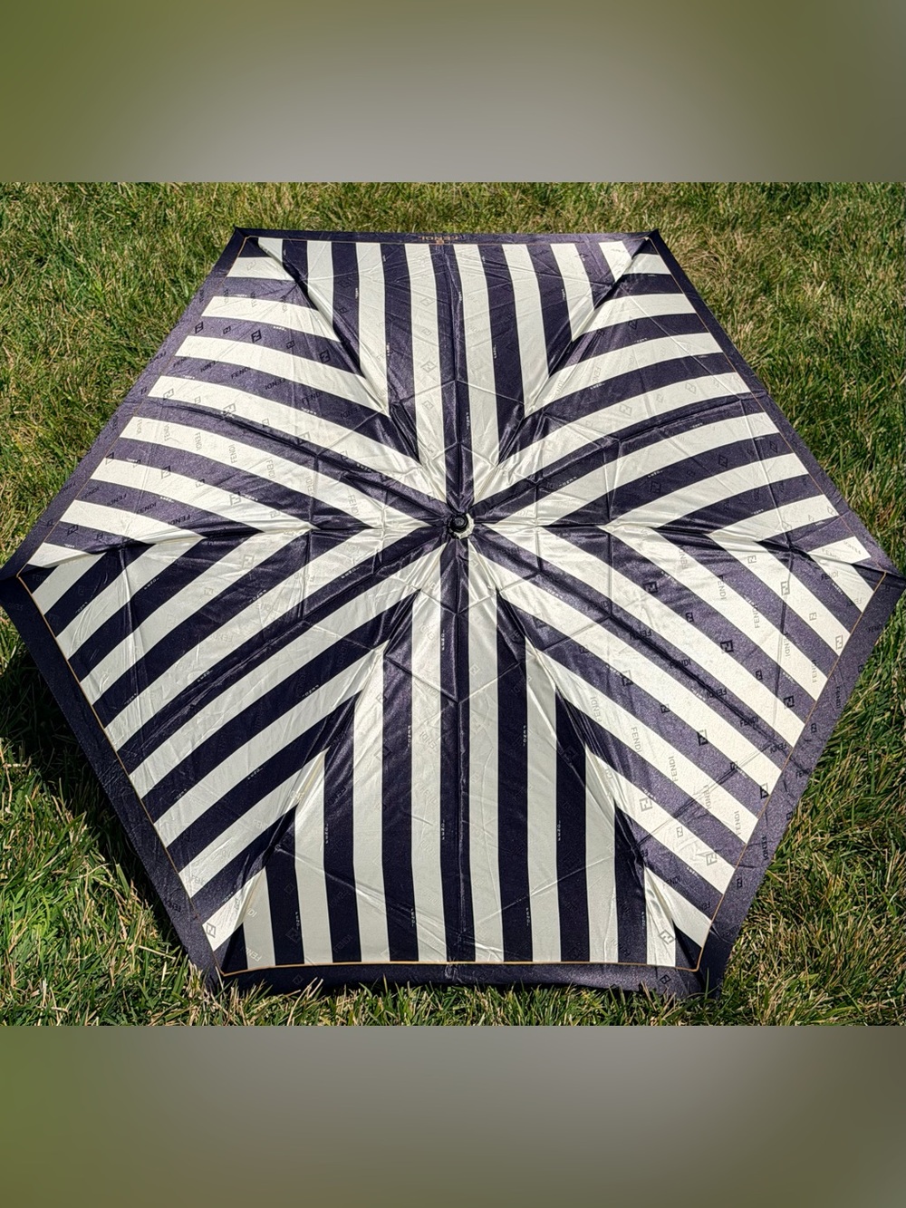 FENDI Vintage FF Logo Folding Umbrella Black White Striped Compact Travel